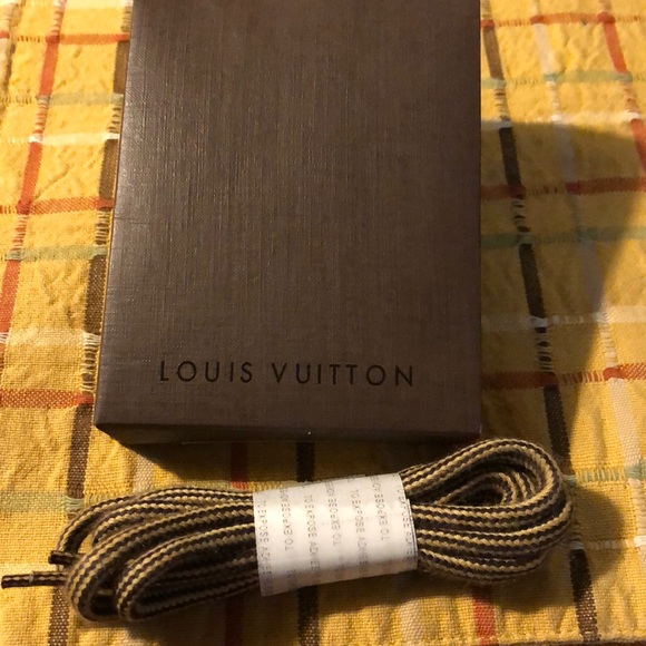 louis vuitton laces